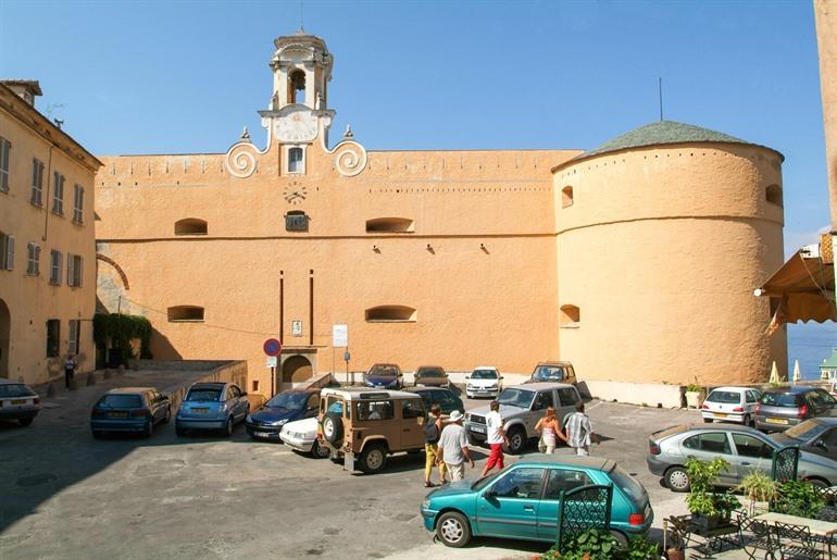 Gouverneurspalast: Wiege von Bastia