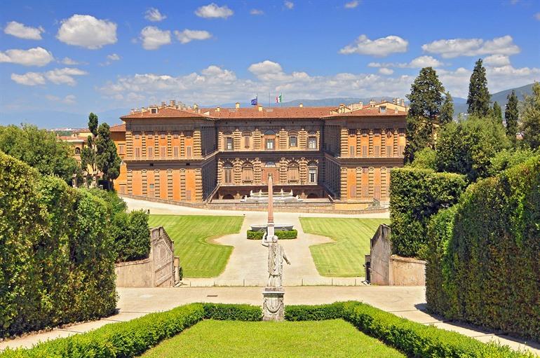 Palazzo Pitti in den Boboli-Gärten in Florenz