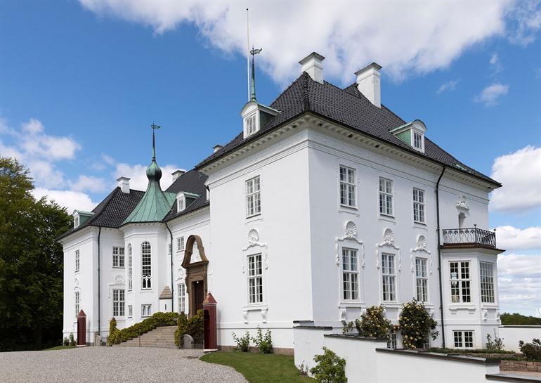 Das Marselisborg-Palast in Aarhus, Dänemark, besichtigen