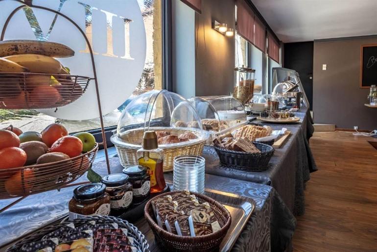 Park Hotel Airport buchen