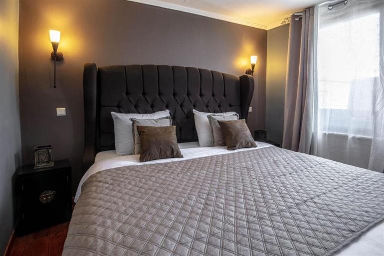 Park Hotel Airport buchen