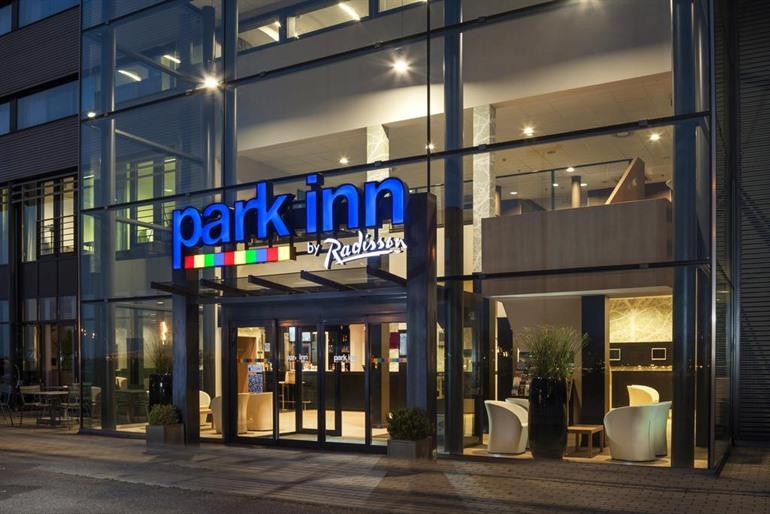 Park Inn Hotel by Radisson Flughafen Lüttich