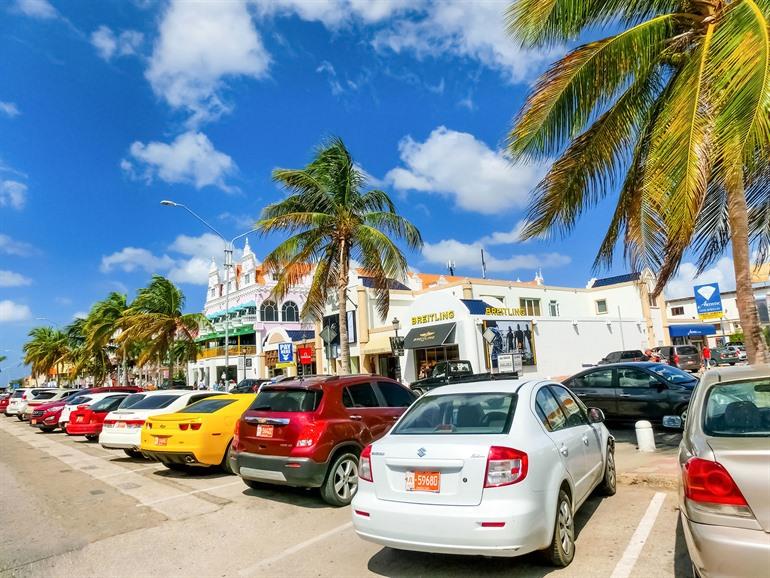 Parken in Oranjestad auf Aruba