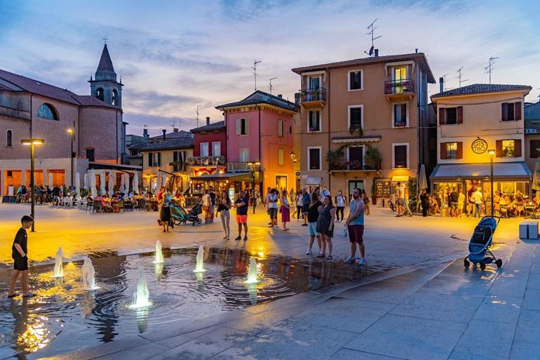 Perschiera del Garda bei Nacht