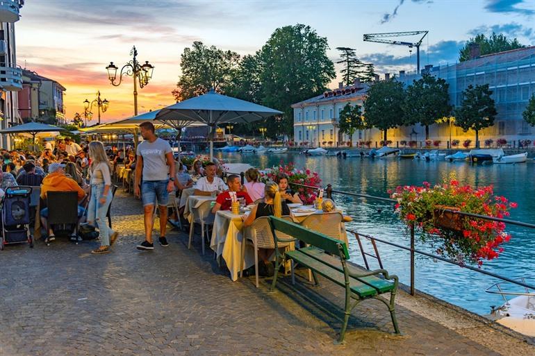Perschiera del Garda bei Nacht