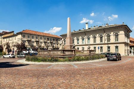 Piazza Roma, Asti in Piemont