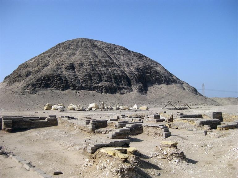 Pyramide von Hawara
