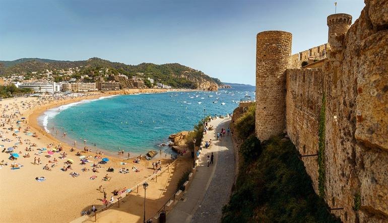Großer Strand von Tossa de Mar