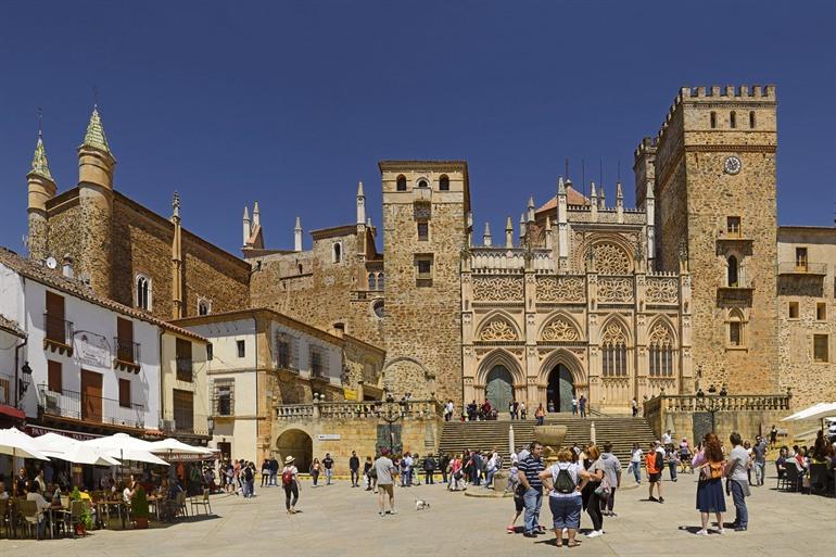 Plaza Santa Maria de Guadalupe