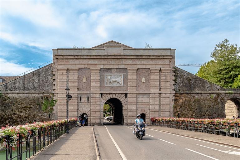 Porta Verona in Peschiera del Garda