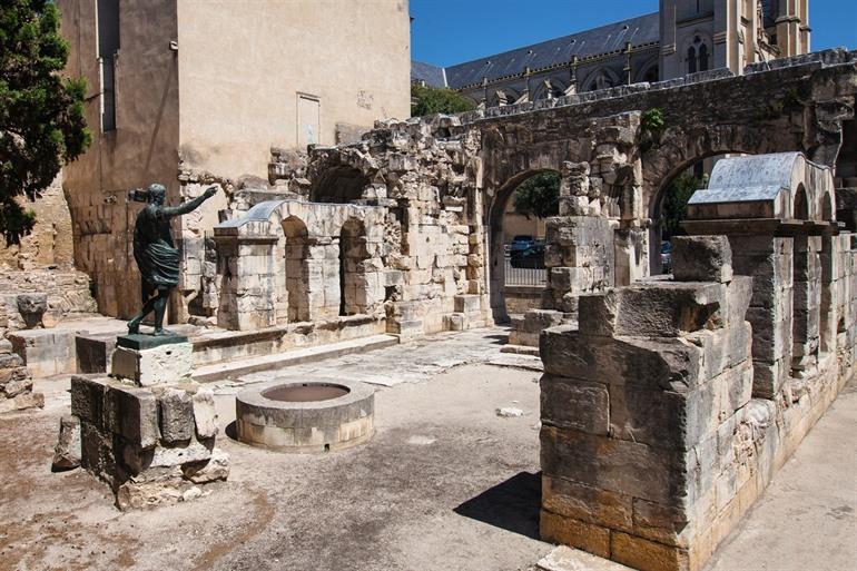 Porte Auguste