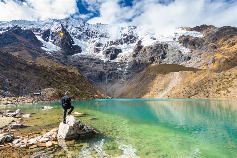 Wunderschöner See entlang des Salkantay-Trails