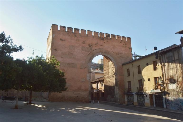Elvira-Tor