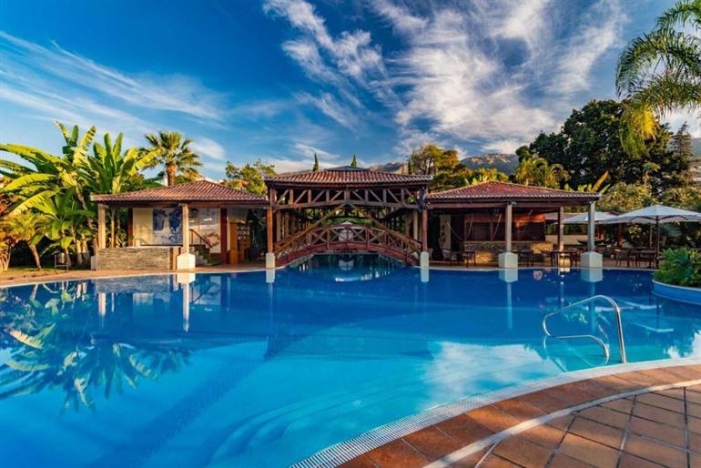 Quinta Jardins do Lago buchen