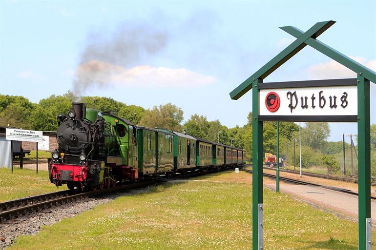Rasender Roland, Dampflok aus dem Jahr 1895 in Putbus, Rügen, Deutschland