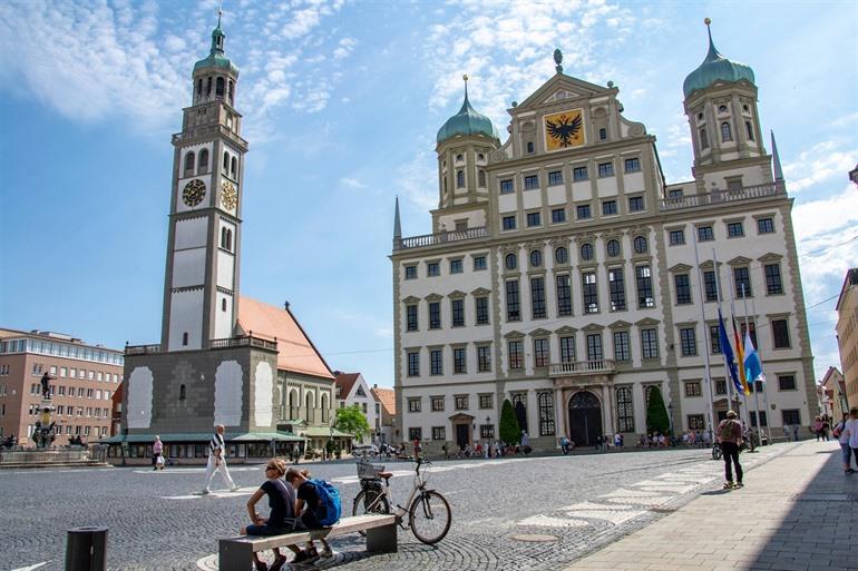 Rathausplatz in Augsburg, Deutschland