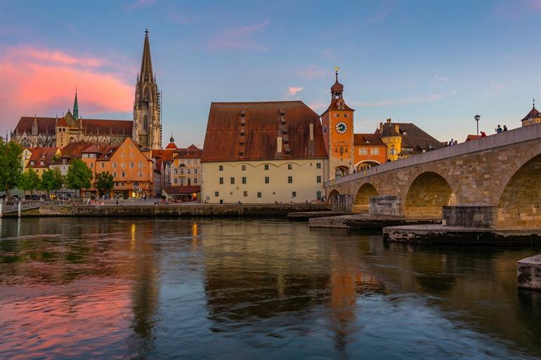 Regensburg bei Sonnenuntergang