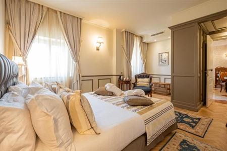Relais Colle San Pietro buchen