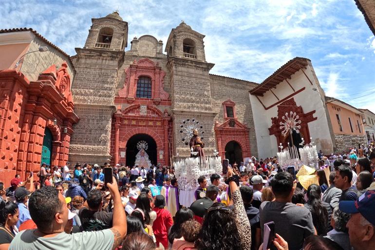 Religiöser Umzug in Ayacucho