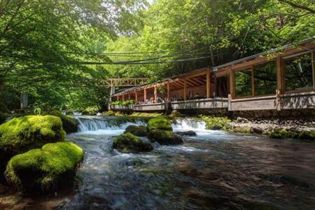 Resort Ujevara e Drinit in der Nähe des Wasserfalls White Drin buchen