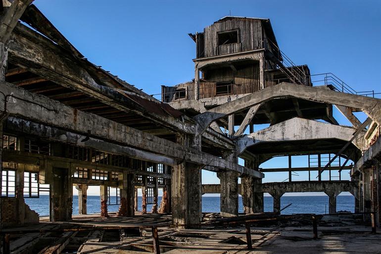 Reste des alten Torpedomuseums, Kroatien