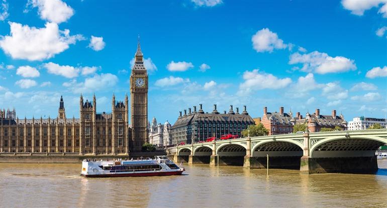 Flussreise in London, Großbritannien