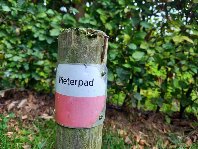 Wegweiser des Pieterpad, Niederlande