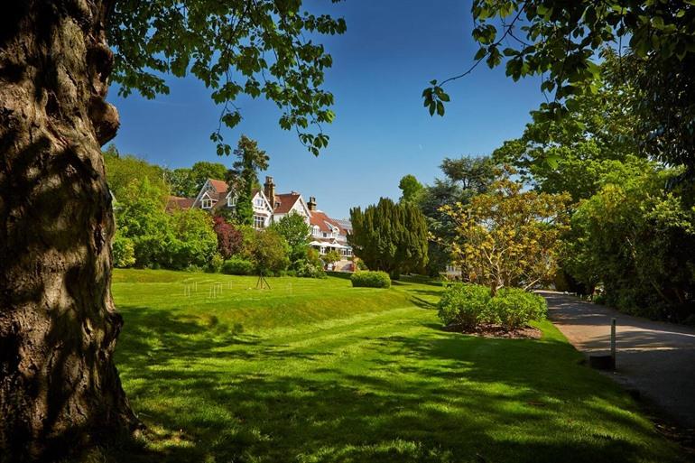 Rowhill Grange Hotel