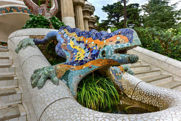 Eingang des Salamander im Park Güell