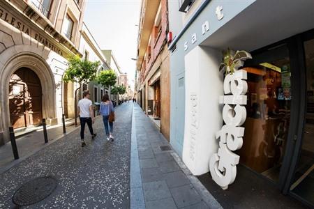 Sant Jordi Hostels Gracia