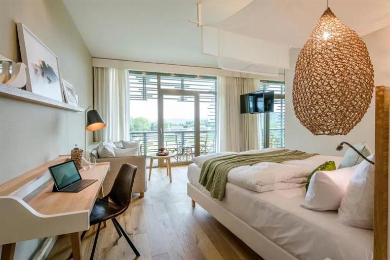 Seezeitlodge Hotel & Spa am Bostalsee