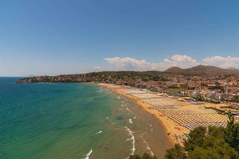 Serapo-Strand, Gaeta