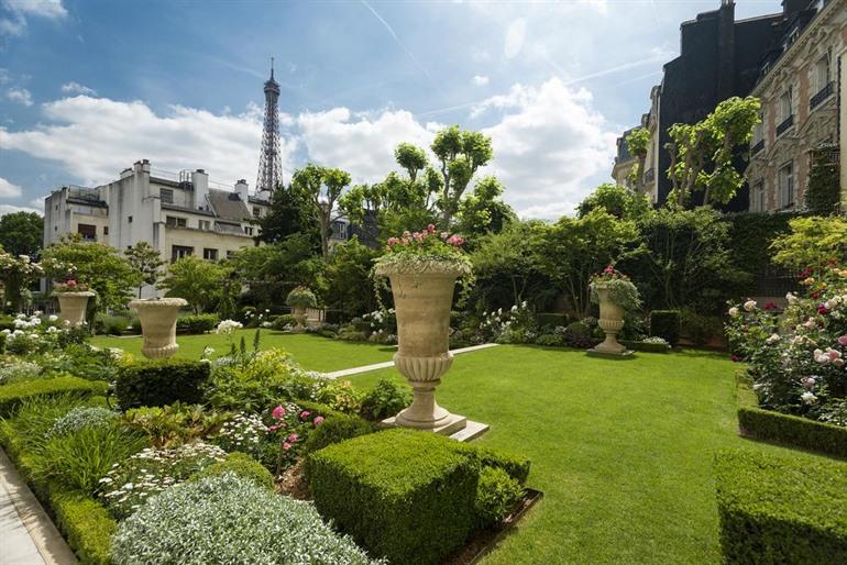 Shangri-La Hotel, Paris buchen