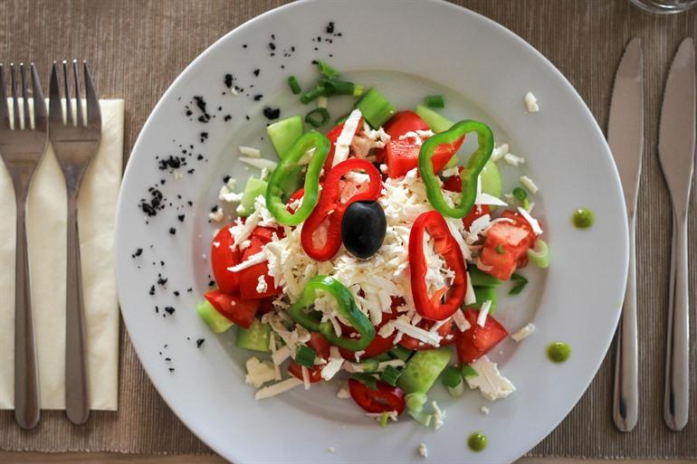 Shopska-Salat, Bulgarische Küche
