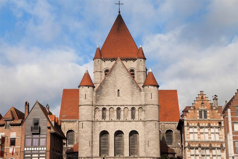 Sint-Kwintenskerk in Tournai