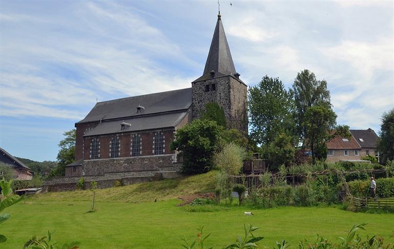 Sint-Martinus-Kirche in Sint-Martens-Voeren, Voerstreek