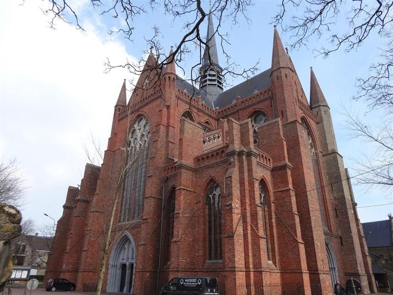 Sint-Walburgakirche in Veurne, Westhoek