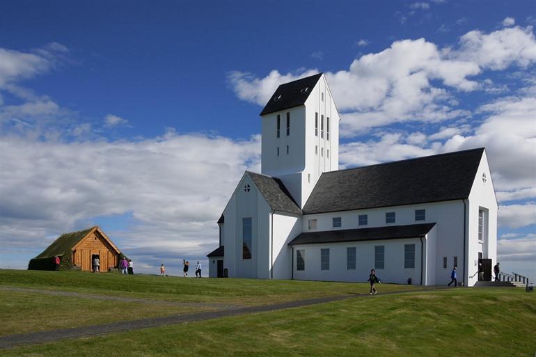 Skálholt Island