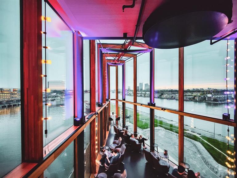 Skybar Malabar im Hotel Jakarta