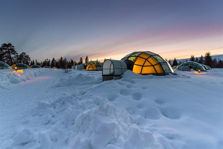 In einem Glask iglu in Finnland übernachten