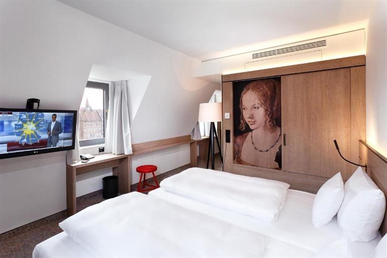 Sorat Hotel Saxx Nürnberg buchen