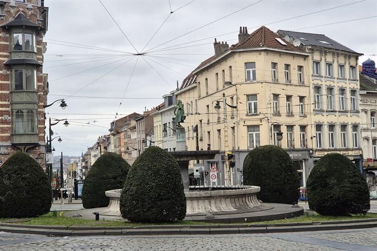 Denkmal der Wasserträgerin, Sint-Gillis