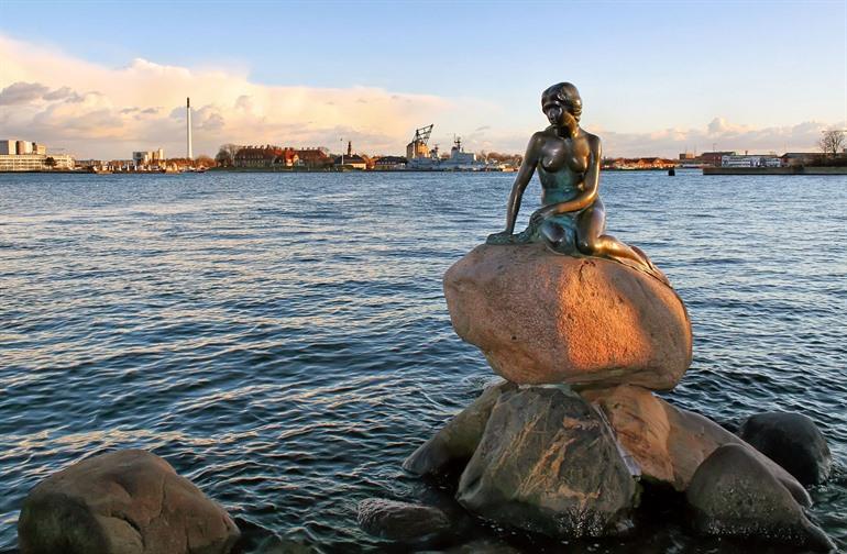 Denkmal der Kleinen Meerjungfrau in Kopenhagen