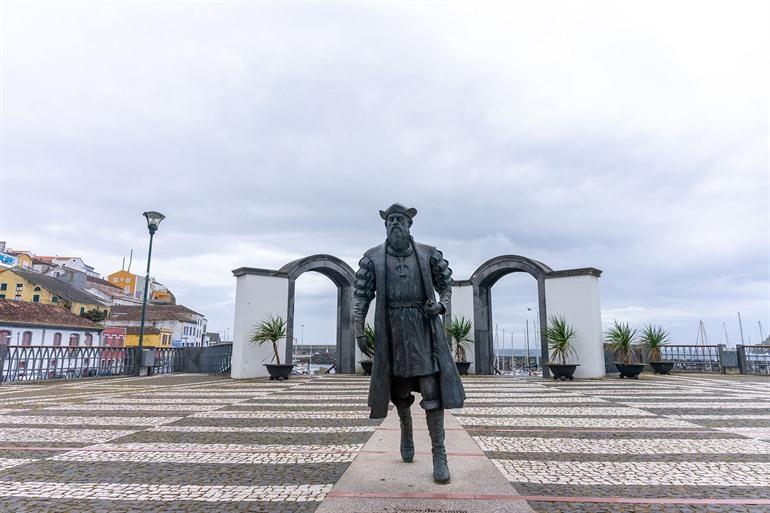 Vasco da Gama Denkmal in Angra do Heroísmo