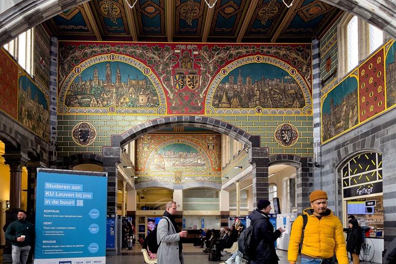 Bahnhof Gent-Sint-Pieters, Gent