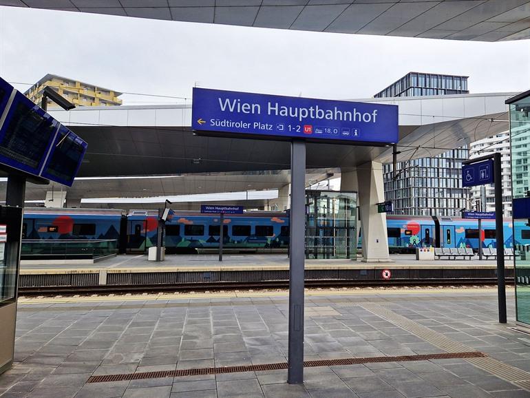 Bahnhof Wien Hauptbahnhof, Österreich