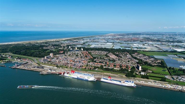 Stena Line an der Küste von Hoek van Holland