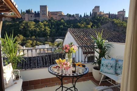 Stilvolle Häxaris Casa Boutique buchen mit Blick auf die Alhambra