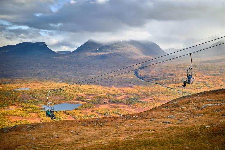 Sesselbahn von Abisko nach Nuoljaberg zum Aurora Sky Station, Schweden