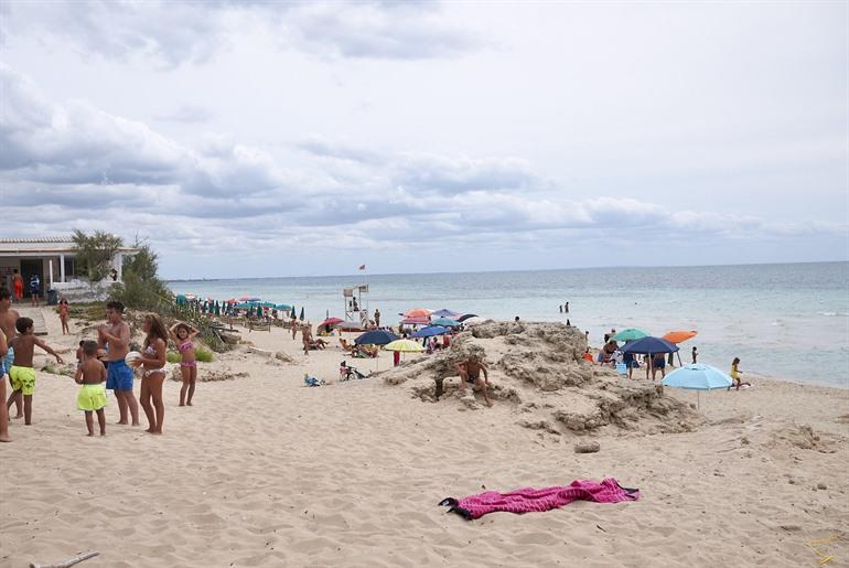 Strand von San Pietro bei Taranto